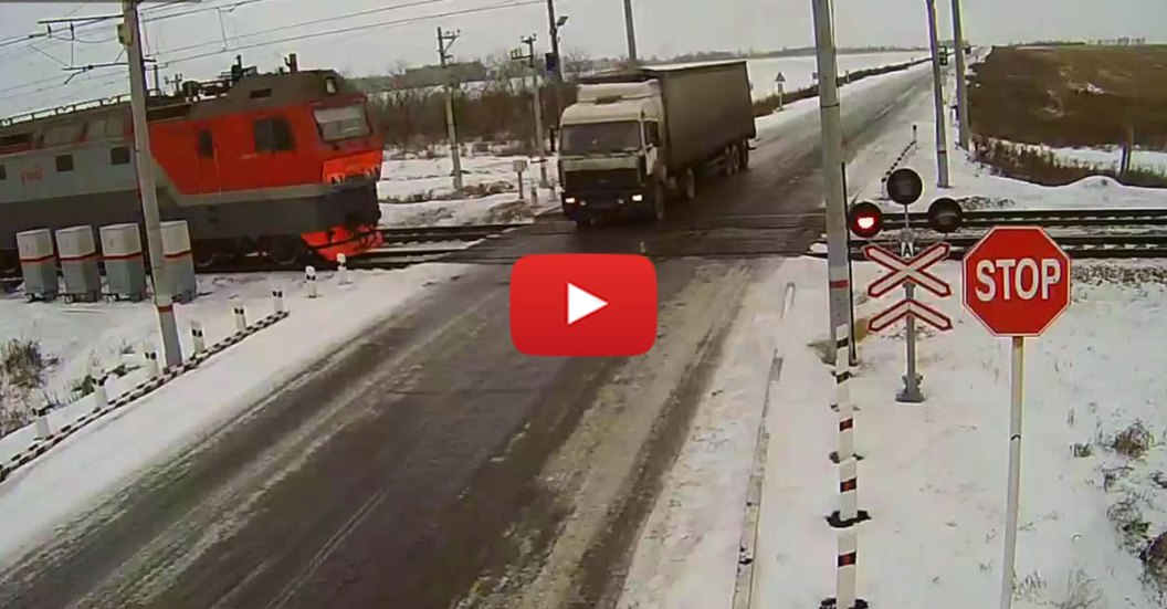 Truck-VS-Train-VS-Train