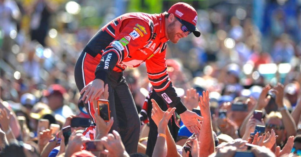 dale earnhardt jr.